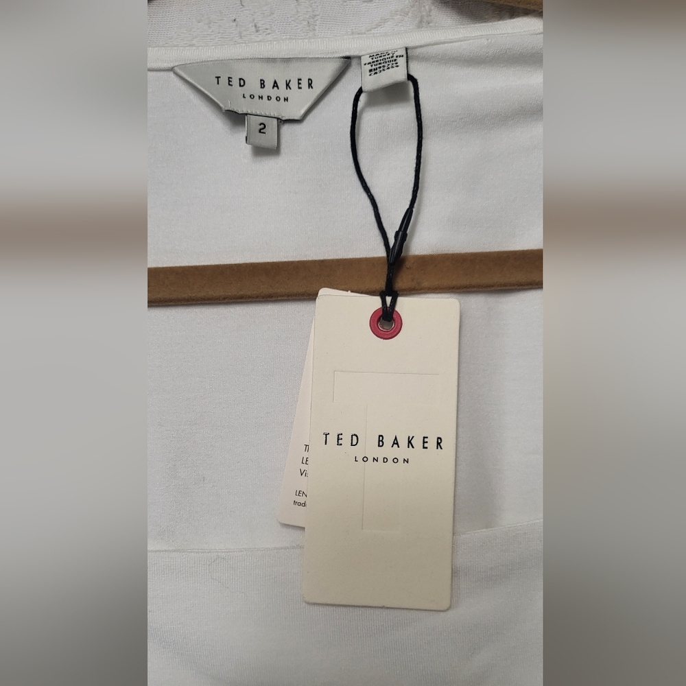 Ted Baker White Fitted T-Shirt with Short Sleeves - Picture 8 of 11